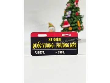 BIỂN SỐ XE ĐIỆN IN LOGO CỬA HÀNG QUỐC VƯƠNG – PHƯƠNG NẾT