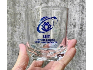 LY THỦY TINH IN LOGO UIT – TRƯỜNG ĐẠI HỌC CÔNG NGHỆ THÔNG TIN 