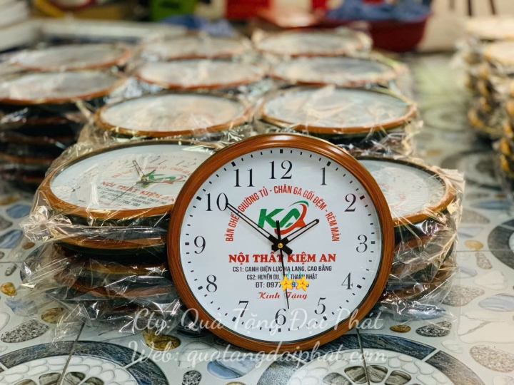 ĐỒNG HỒ TREO TƯỜNG HÌNH TRÒN IN LOGO